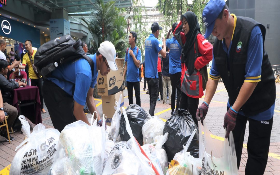 COMMUNITY ACTS- FEDERAL HOTEL TEAM CONDUCTS GOTONG-ROYONG